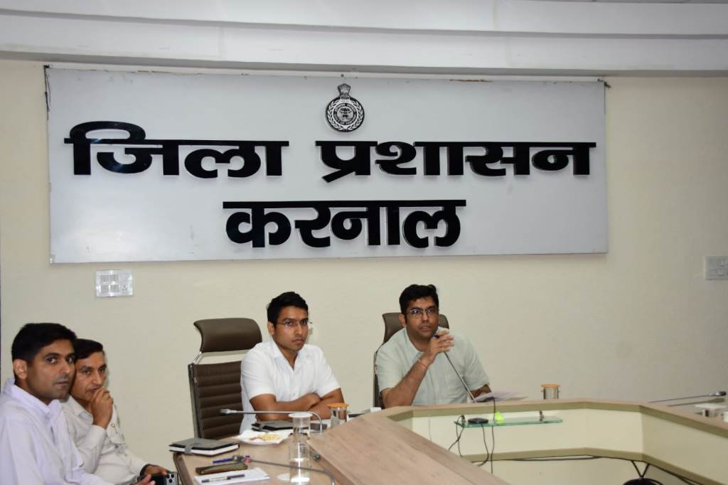 Monthly Meeting of District Road Safety Committee Organized Detailed Discussion Held on 11 Old and 4 New Cases Related to Road Safety